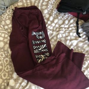 Burgundy boyfriend sweats